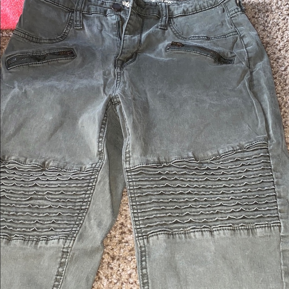 Women’s green jeans